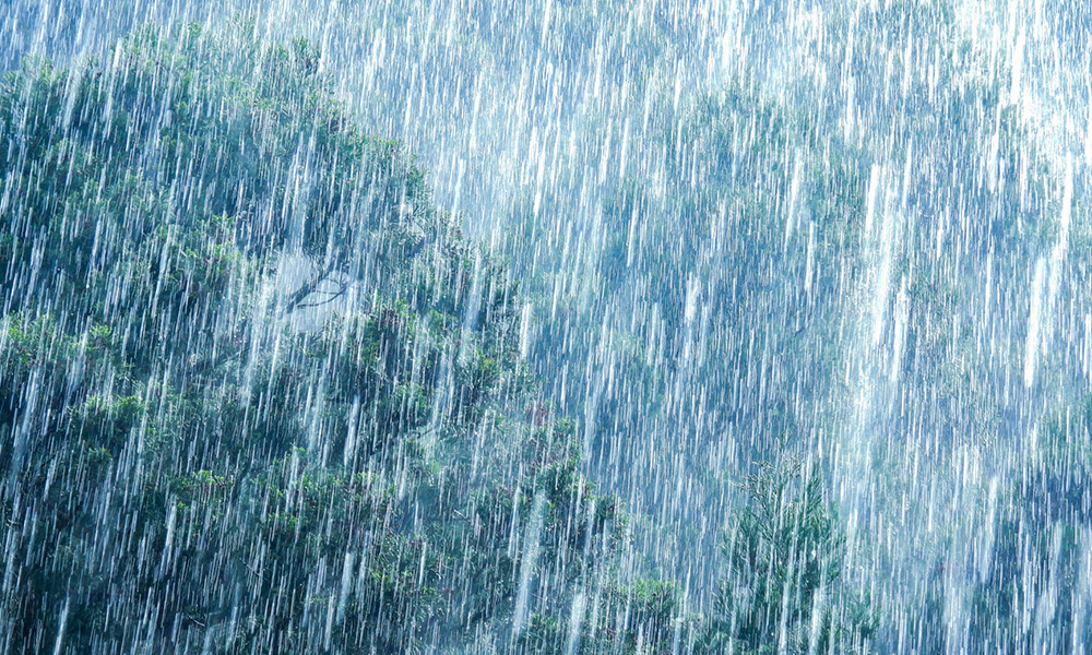 豪雨